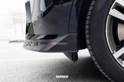 AUTHENTIC SOOQOO DRY CARBON FIBER FRONT LIP for BMW X7 G07 LCI 2023+
Set includes:

Front Lip
Material: Dry Carbon

NOTE: Professional installation is required.