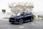 AUTHENTIC SOOQOO DRY CARBON FIBER SIDE SKIRTS for BMW X7 G07 2019+
Set includes:

Side Skirts
Material: Dry Carbon

NOTE: Professional installation is required.