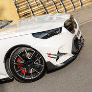 AUTHENTIC SOOQOO DRY CARBON FRONT BUMPER CANARDS for BMW M5 G90 G99 2025+

Set includes:

Front Bumper Canards

Material: Prepreg Carbon

NOTE: Professional installation is required