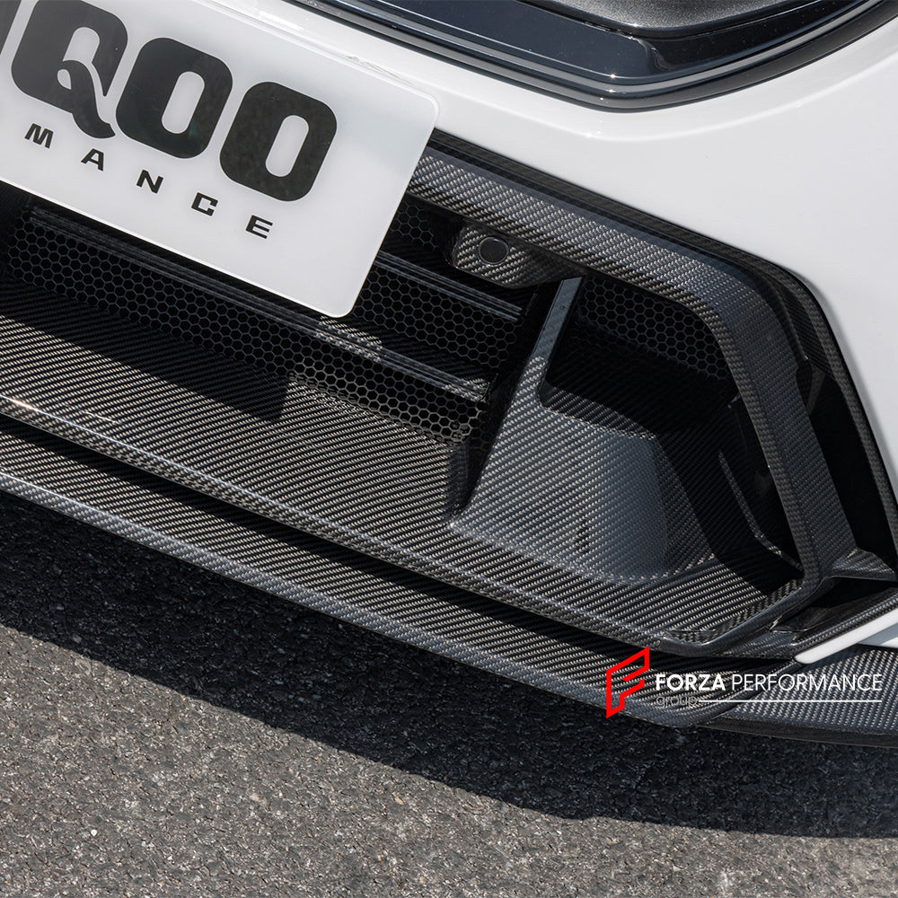 AUTHENTIC SOOQOO DRY CARBON FRONT BUMPER CENTER TRIM for BMW M5 G90 G99 2025+

Set includes:

Front Bumper Center Trim

Material: Prepreg Carbon

NOTE: Professional installation is required