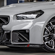 AUTHENTIC SOOQOO DRY CARBON FRONT LIP for BMW M2 G87 2023+

Set includes:

Front Lip

Material: Prepreg Carbon

Note: Professional installation is required