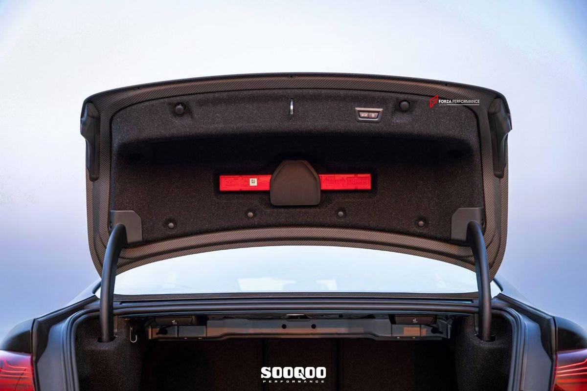 AUTHENTIC SOOQOO DRY CARBON TRUNK LID SPOILER for BMW 3 SERIES G20 G28 M3 G80 4 SERIES G22 M4 G82 2019+
Material: Dry Carbon

NOTE: Professional installation is required.