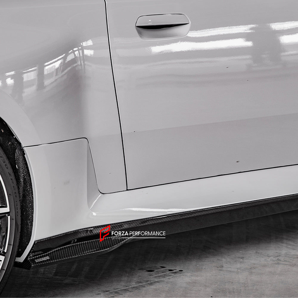 AUTHENTIC SOOQOO DRY CARBON SIDE SKIRTS for BMW M2 G87 2023+

Set includes:

Side Skirts

Material: Prepreg Carbon

Note: Professional installation is required
