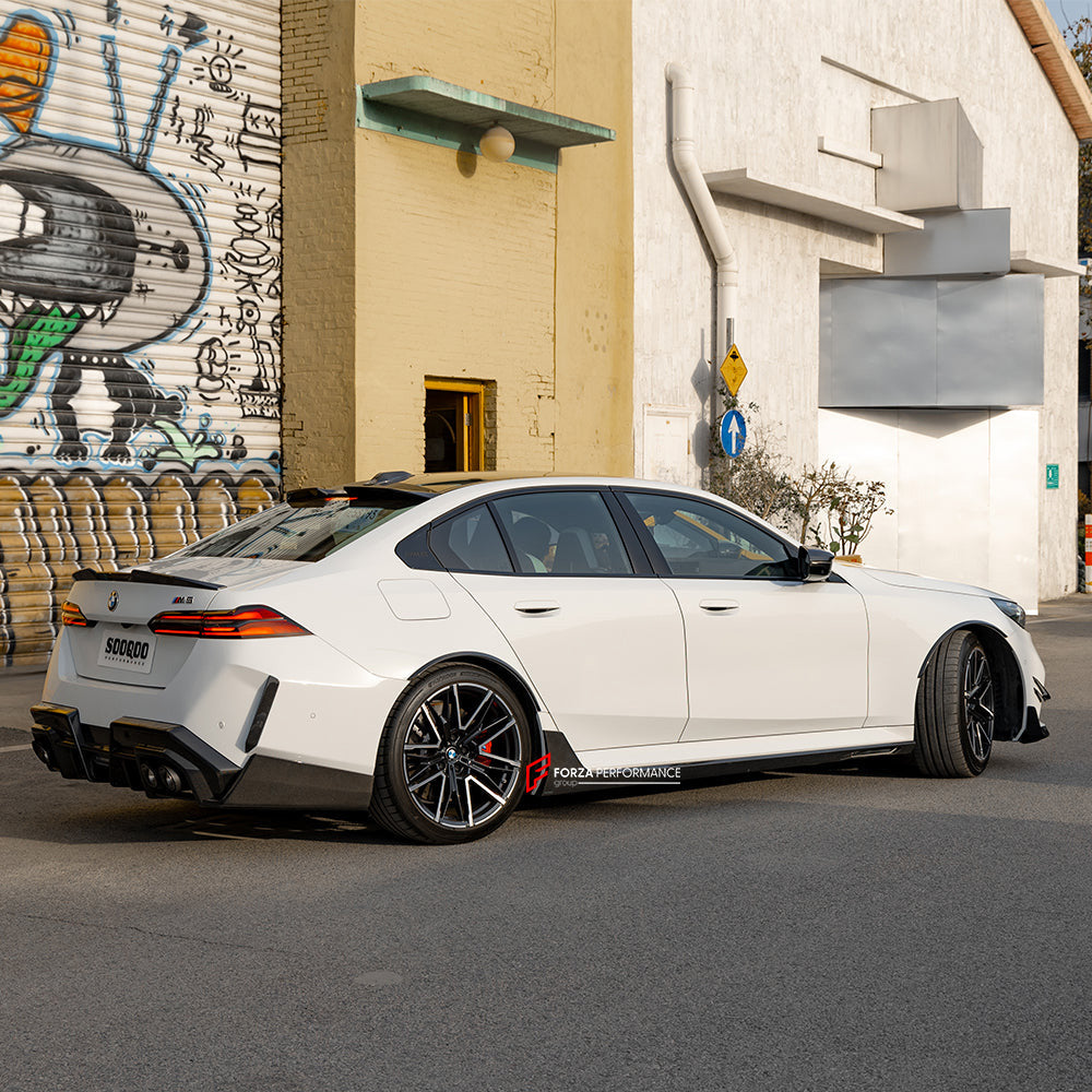 AUTHENTIC SOOQOO DRY CARBON SIDE SKIRTS for BMW M5 G90 G99 2025+

Set includes:

Side Skirts

Material: Prepreg Carbon

NOTE: Professional installation is required