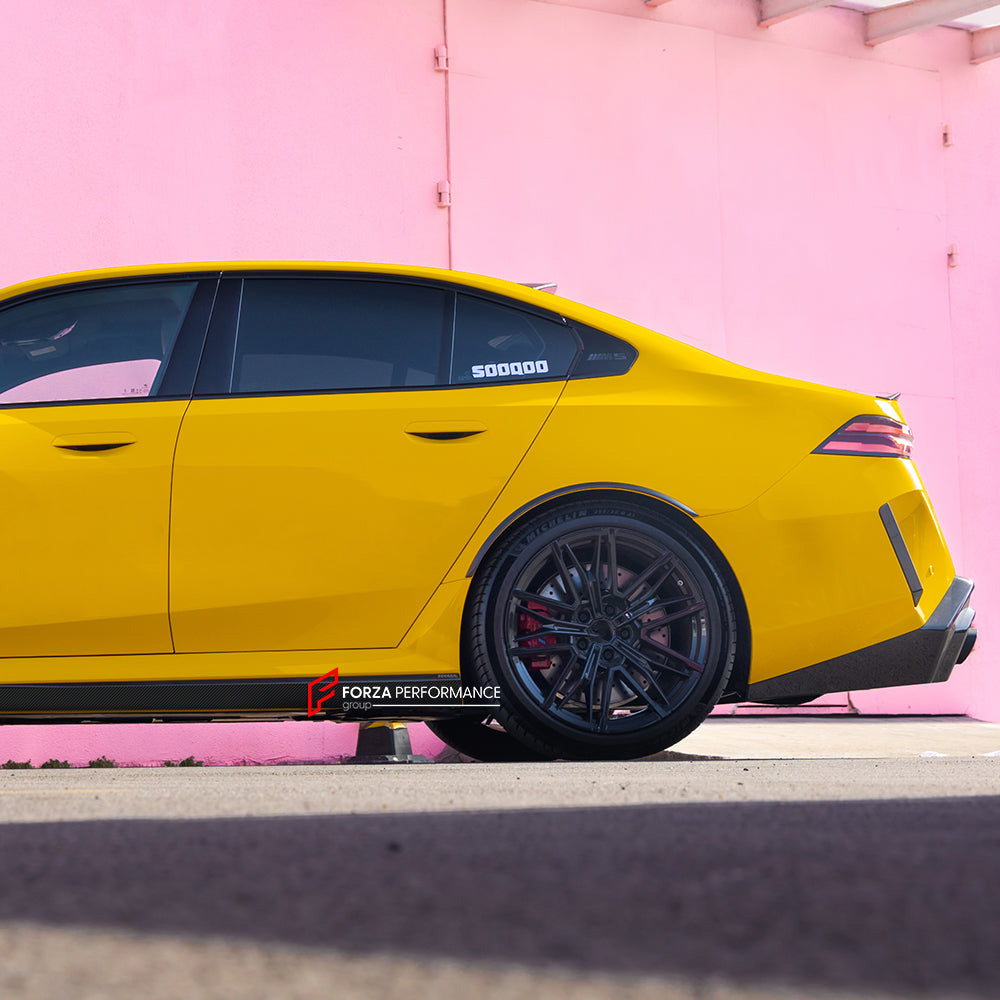 AUTHENTIC SOOQOO DRY CARBON SIDE SKIRTS for BMW M5 G90 G99 2025+

Set includes:

Side Skirts

Material: Prepreg Carbon

NOTE: Professional installation is required

Payment ►
Visa
Mastercard
PayPal with a credit card (add 4.4% at checkout)
Payoneer
Cryptocurrency
Shipment ►
By express DHL/UPS/TNT/FedEx
To the local international airport
Special line by air
Special line by the sea
To Europe and the UK by train

Please let us know which shipping option you prefer.