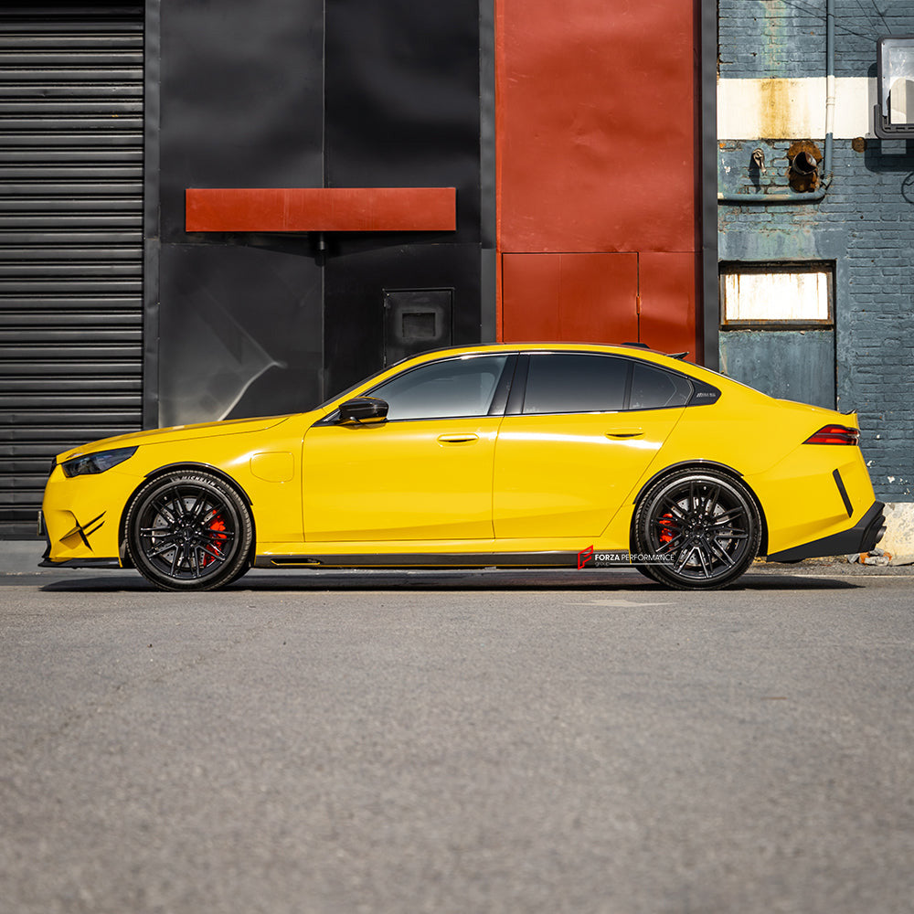 AUTHENTIC SOOQOO DRY CARBON SIDE SKIRTS for BMW M5 G90 G99 2025+

Set includes:

Side Skirts

Material: Prepreg Carbon

NOTE: Professional installation is required

Payment ►
Visa
Mastercard
PayPal with a credit card (add 4.4% at checkout)
Payoneer
Cryptocurrency
Shipment ►
By express DHL/UPS/TNT/FedEx
To the local international airport
Special line by air
Special line by the sea
To Europe and the UK by train

Please let us know which shipping option you prefer.