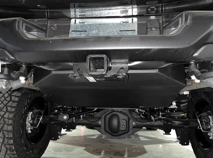 AUXILIARY FUEL GAS TANK for DODGE RAM 1500 TRX 2021+

Set includes:

Gas Fuel Tank
Fuel Pump
Installation Manual

Material: Steel

Tank Capacity: 184 litre (48.6 Gallon)

Note: Professional installation is required.