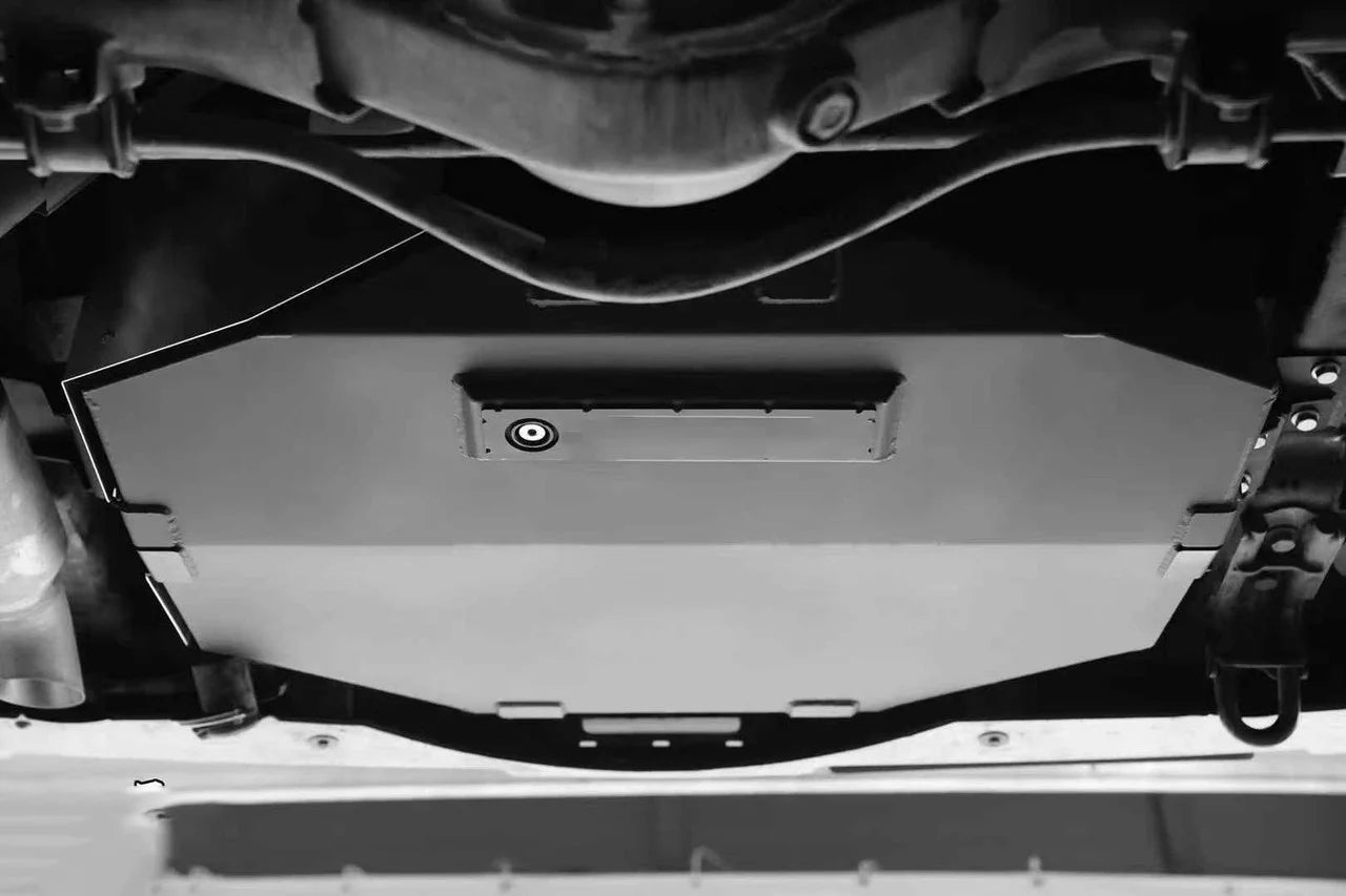 AUXILIARY FUEL GAS TANK for GWM HAVAL H9 2024+

Set includes:

Gas Fuel Tank
Fuel Pump
Installation Manual

Material: Steel

Tank Capacity: 94 litre (24.8 Gallon)

Note: Professional installation is required.