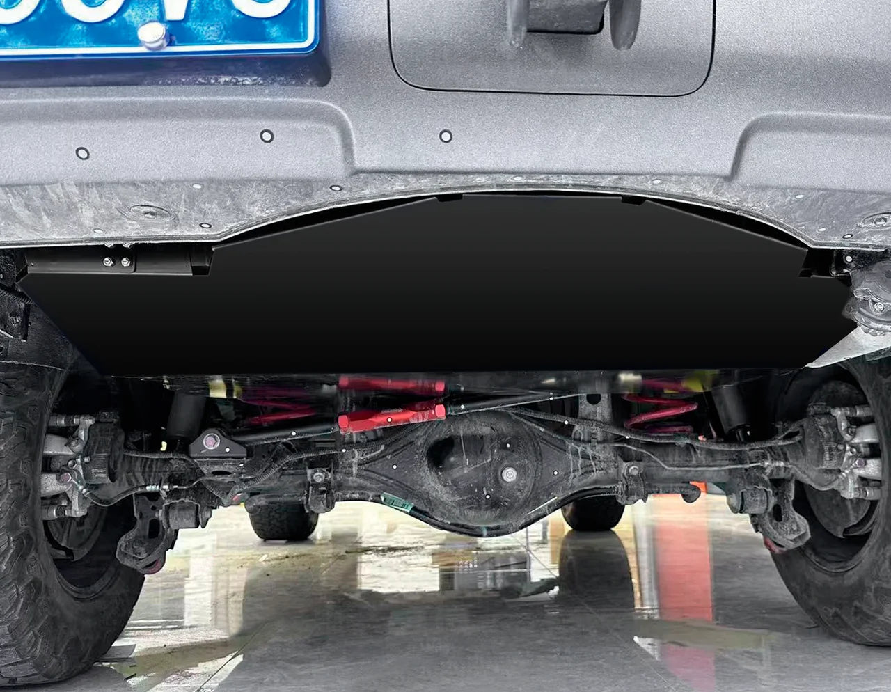 AUXILIARY FUEL GAS TANK for GWM HAVAL H9 2024+

Set includes:

Gas Fuel Tank
Fuel Pump
Installation Manual

Material: Steel

Tank Capacity: 120 litre (31.7 Gallon)

Note: Professional installation is required.