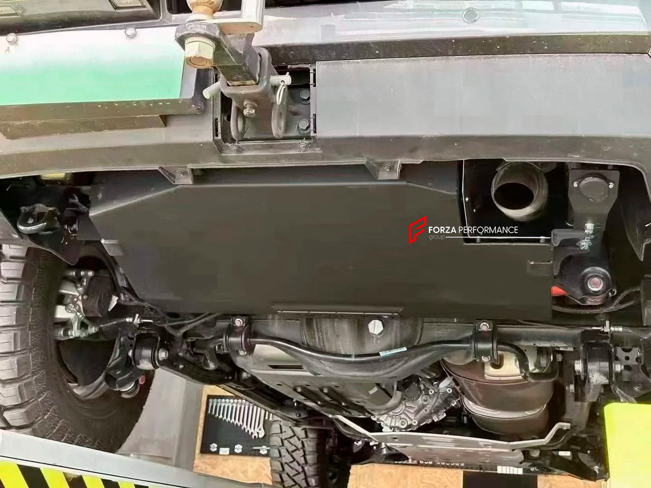 AUXILIARY FUEL GAS TANK for GWM TANK 400 SERIES 2023+

Set includes:

Gas Fuel Tank
Fuel Pump
Installation Manual

Material: Steel

Tank Capacity: 55 litre (14.5 Gallon)

Note: Professional installation is required.
