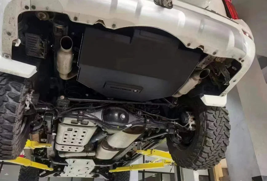 AUXILIARY FUEL GAS TANK for GWM TANK 500 2022+

Set includes:

Gas Fuel Tank
Fuel Pump
Installation Manual

Material: Steel

Tank Capacity: 122 litre (32.22 Gallon)

Note: Professional installation is required.