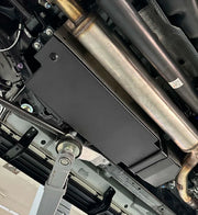AUXILIARY FUEL GAS TANK for LEXUS GX550 2023+

Set includes:

Gas Fuel Tank
Fuel Pump
Installation Manual

Material: Steel

Tank Capacity: 60 litre (15.8 Gallon)

Note: Professional installation is required.