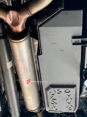 AUXILIARY FUEL GAS TANK for LEXUS LX600 J300 2021+

Set includes:

Gas Fuel Tank
Fuel Pump
Installation Manual

Material: Steel

Tank Capacity: 62 litre (16.37 Gallon)

Note: Professional installation is required.