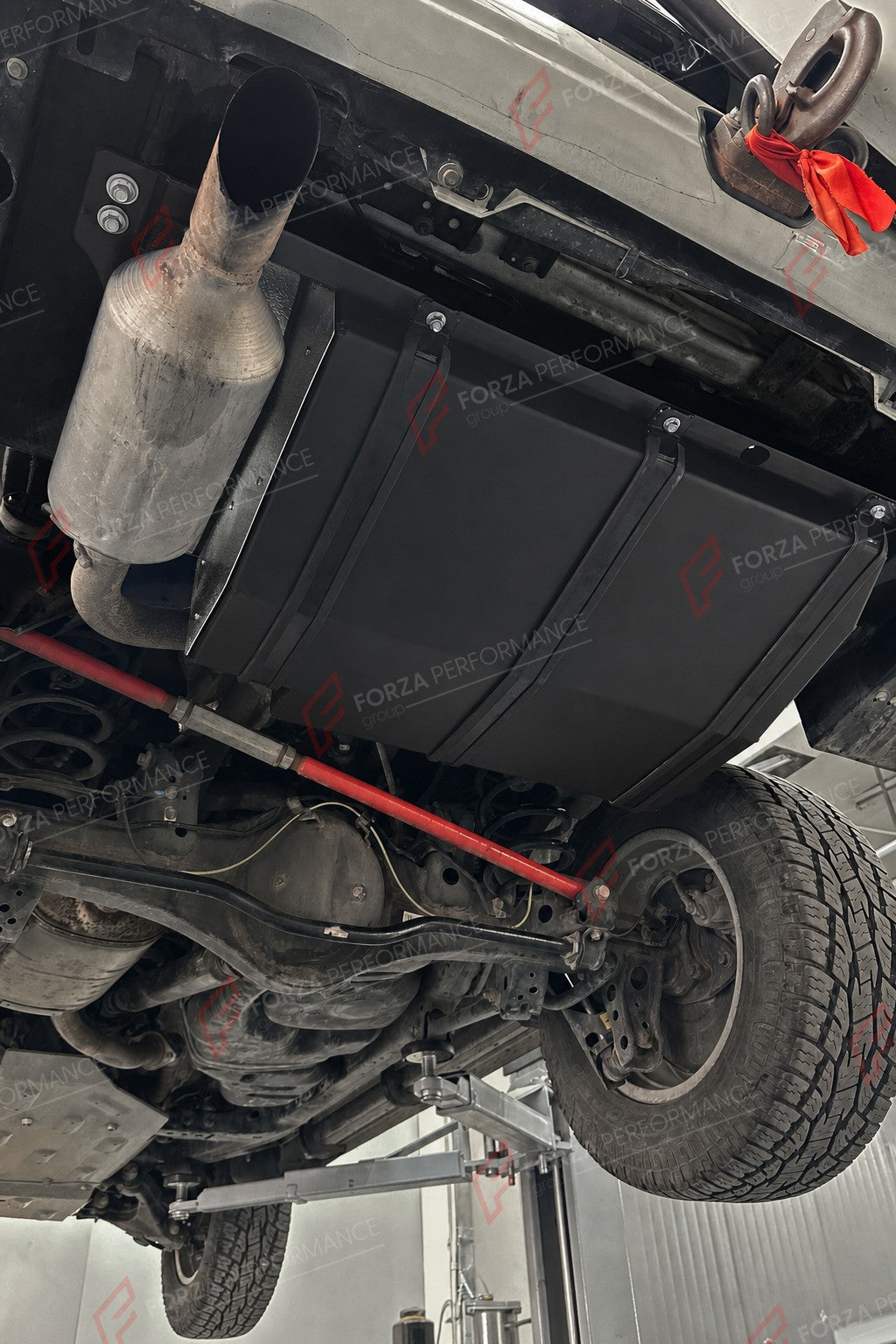 AUXILIARY LONG RANGE FUEL TANK SYSTEM 155L (EXTRA 41 GAL) EXTENDED RANGE for TOYOTA LAND CRUISER LC200 4.6L GASOLINE 2008+