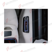B-PILLAR AIR VENTS WITH LIGHTS for MERCEDES-BENZ G-CLASS W464 G63 G350 G350D G400D G500 G550 2019 - 2024

Set includes:
B-Pillar Air Vents With Lights

Material: Plastic

NOTE: Professional installation is required.