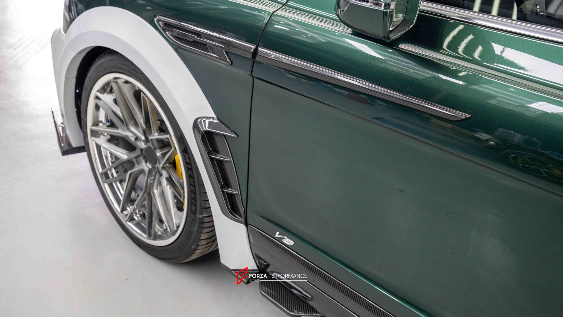 MANSORY STYLE WIDE BODY KIT FOR BENTLEY BENTAYGA W12 2020+