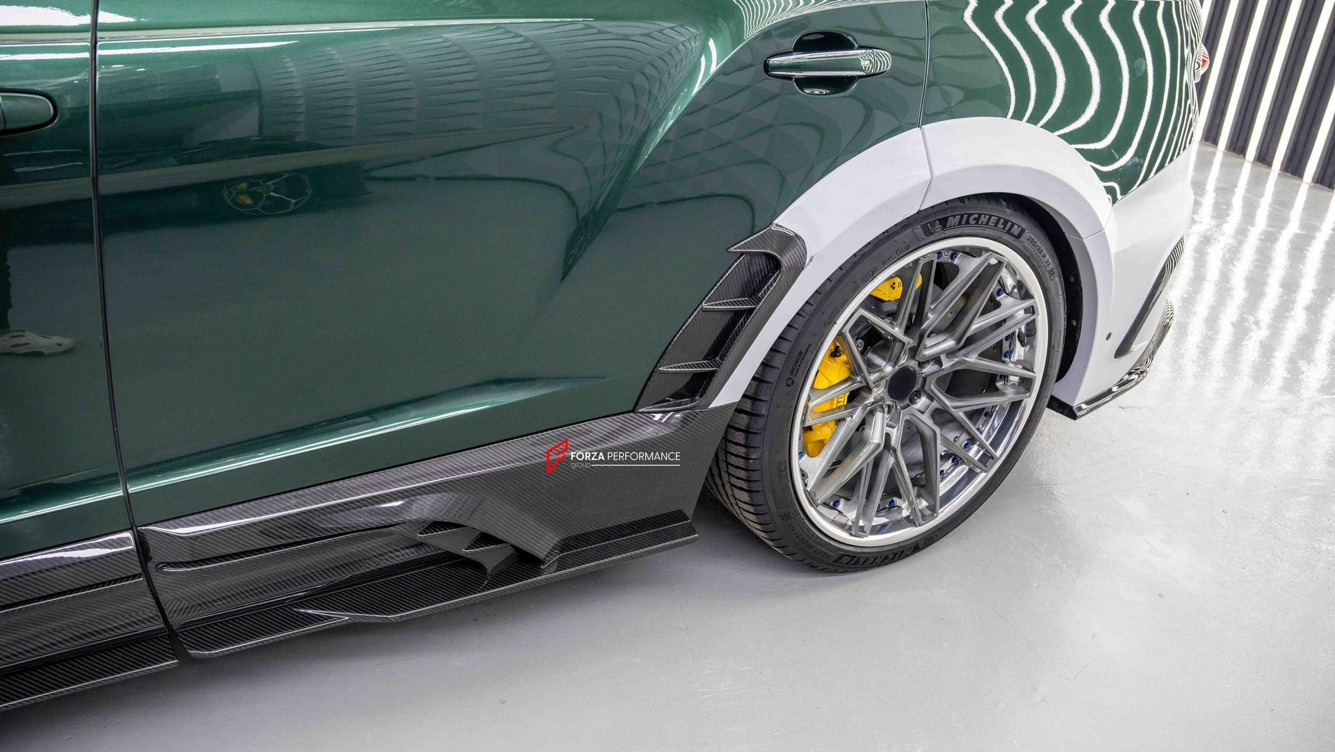 MANSORY STYLE WIDE BODY KIT FOR BENTLEY BENTAYGA W12 2020+