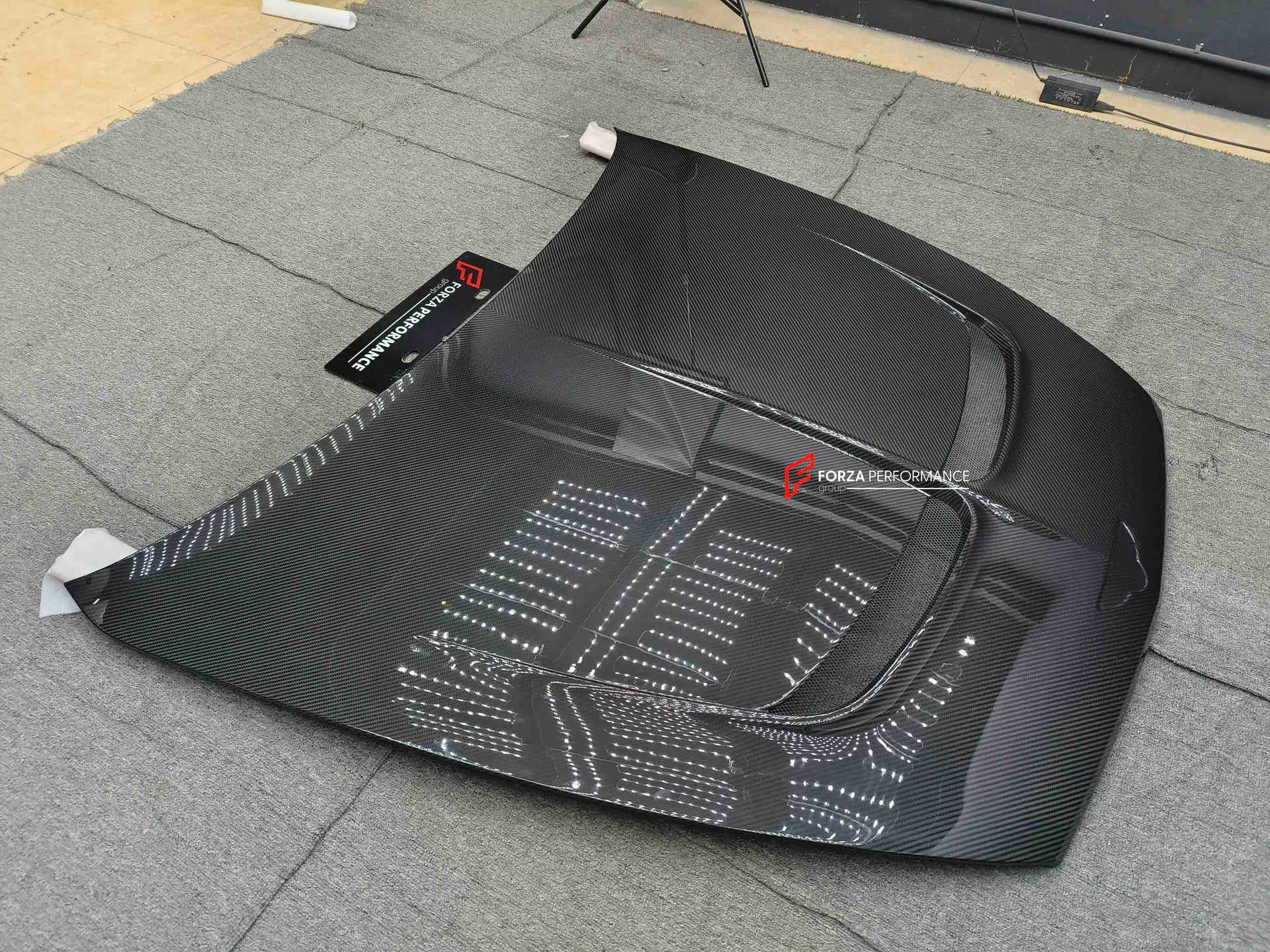 MANSORY DRY CARBON HOOD/BONNET FOR BENTLEY BENTAYGA PL71 FACELIFT 2020+