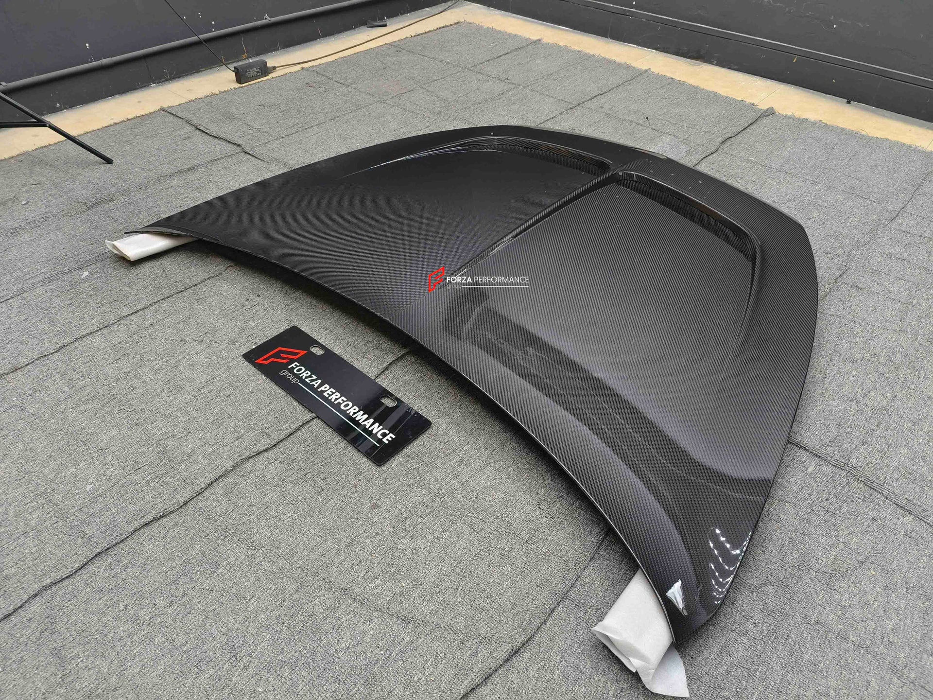 MANSORY DRY CARBON HOOD/BONNET FOR BENTLEY BENTAYGA PL71 FACELIFT 2020+