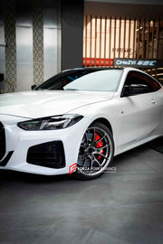 BIG BRAKE KIT for BMW 4 SERIES G22 LCI 2024+

Forza Performance Group offers various types of big brake kits, all types of aftermarket brake calipers, as well as genuine original brands of all types, such as AP Racing, Brembo, Akebono, AMG, M Performance, Audi, Porsche, Lamborghini, Toyota TRD, etc.

Current set includes:

2x Authentic AP Racing CP9562 6 pot Front Brake Calipers

2x Front Brake Discs 380 mm

4x Brake Caliper Adapters
4x Brake Pads
