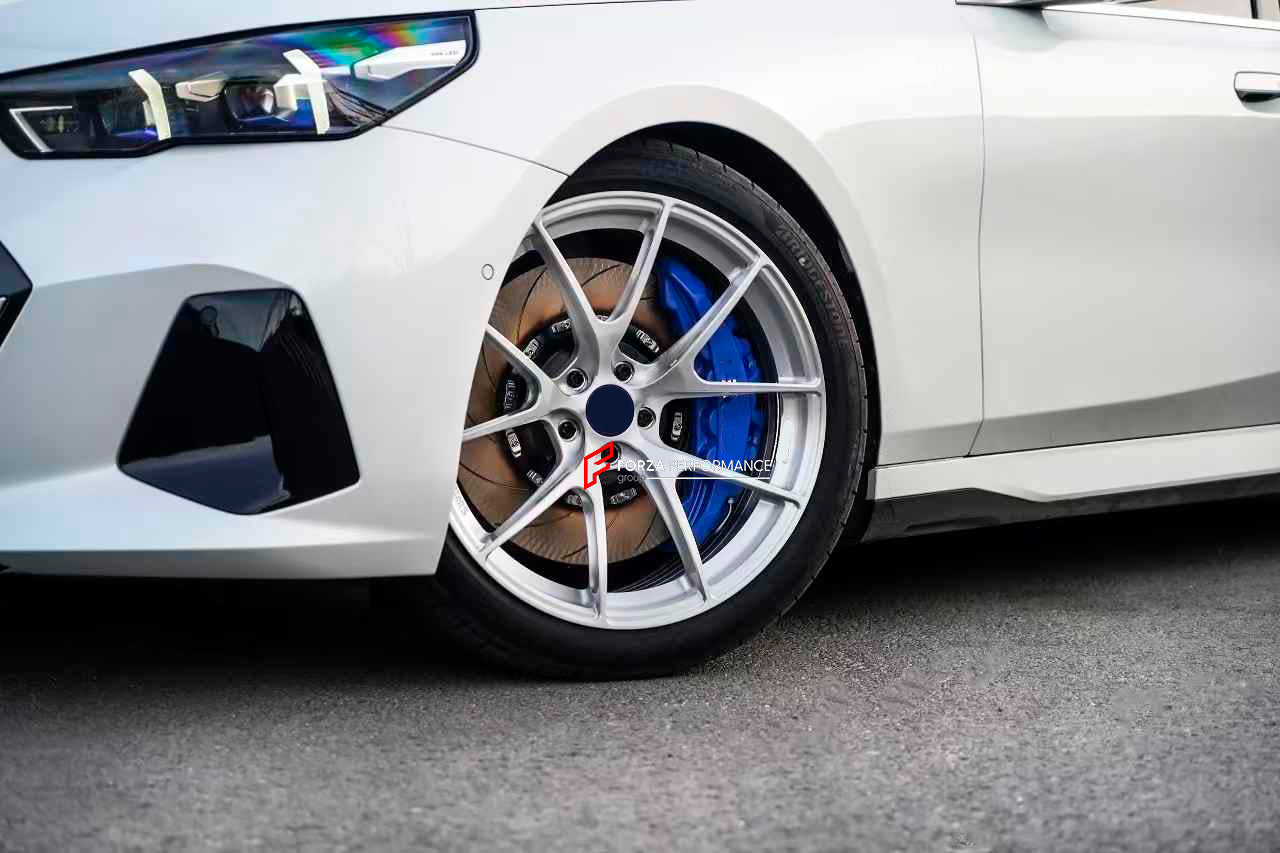 BIG BRAKE KIT for BMW 5 SERIES 530Li G60 2023+

Forza Performance Group offers various types of big brake kits, all types of aftermarket brake calipers, as well as genuine original brands of all types, such as AP Racing, Brembo, Akebono, AMG, M Performance, Audi, Porsche, Lamborghini, Toyota TRD, etc.

Current set includes:

2x 8 pot Front Brake Calipers
2x 4 pot Rear Brake Calipers with EPB

2x Front Brake Discs 400 mm

2x Rear Brake Discs 400 mm

4x Brake Caliper Adapters
4x Brake Pads


PLEASE INCLUDE YO