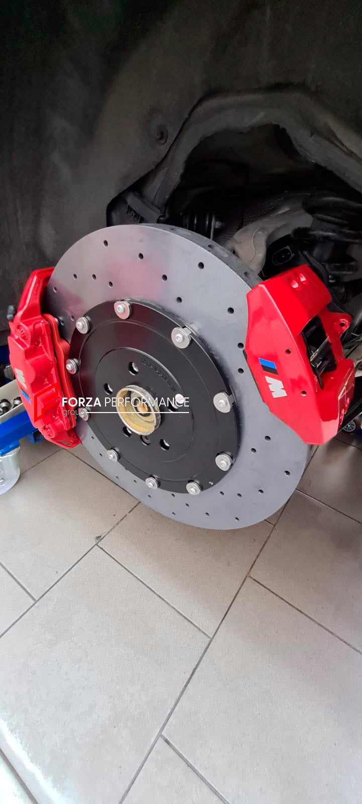 BIG BRAKE KIT for BMW X6 G06 M60i 2024

Forza Performance Group offers various types of big brake kits, all types of aftermarket brake calipers, as well as genuine original brands of all types, such as AP Racing, Brembo, Akebono, AMG, M Performance, Audi, Porsche, Lamborghini, Toyota TRD, etc.

Material: Carbon Ceramic

Current set includes:

2x Authentic Akebono 10 pot Front Brake Calipers
2x Authentic Akebono 4 pot Rear Brake Calipers
2x Front Brake Discs 440 mm

2x Rear Brake Discs 410 mm
4x Brake Calipe