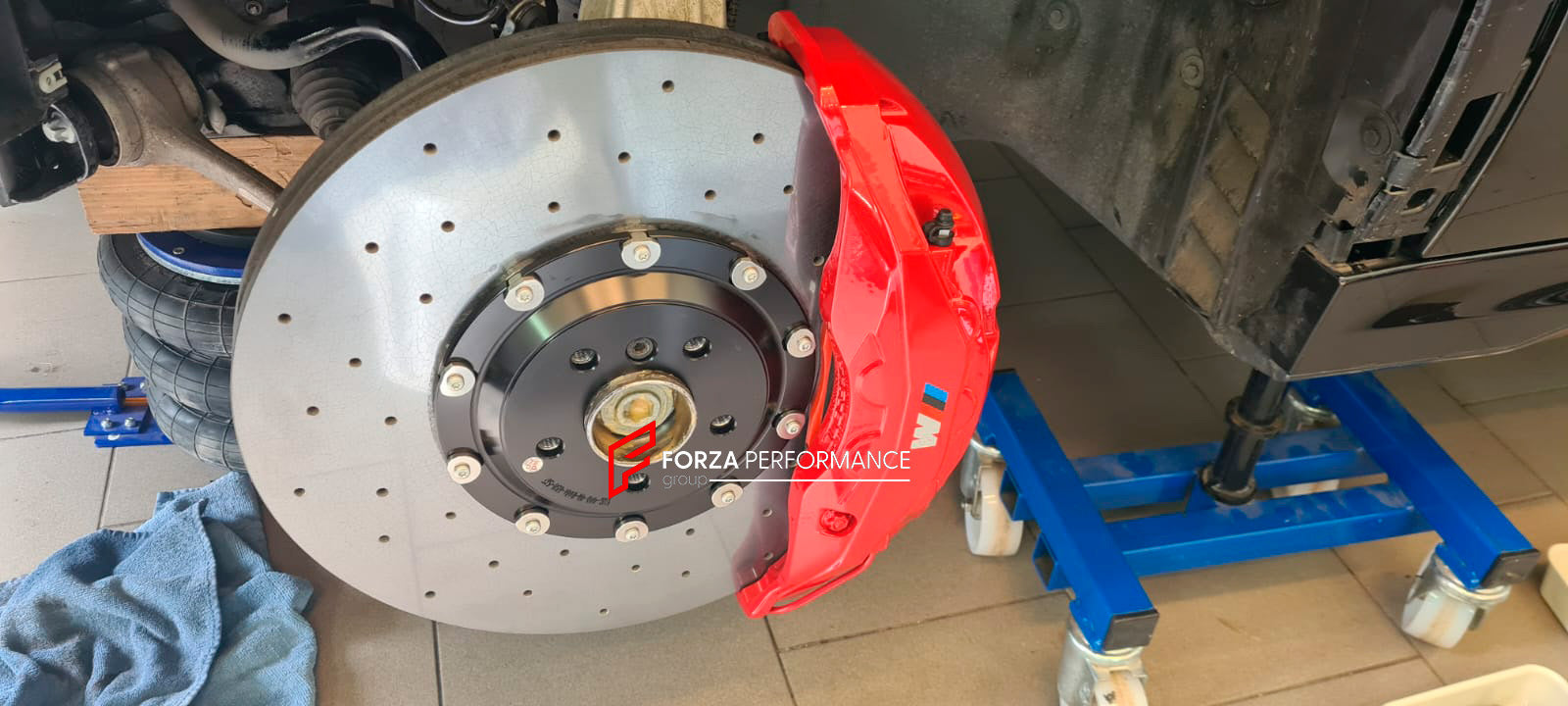 BIG BRAKE KIT for BMW X6 G06 M60i 2024

Forza Performance Group offers various types of big brake kits, all types of aftermarket brake calipers, as well as genuine original brands of all types, such as AP Racing, Brembo, Akebono, AMG, M Performance, Audi, Porsche, Lamborghini, Toyota TRD, etc.

Material: Carbon Ceramic

Current set includes:

2x Authentic Akebono 10 pot Front Brake Calipers
2x Authentic Akebono 4 pot Rear Brake Calipers
2x Front Brake Discs 440 mm

2x Rear Brake Discs 410 mm
4x Brake Calipe