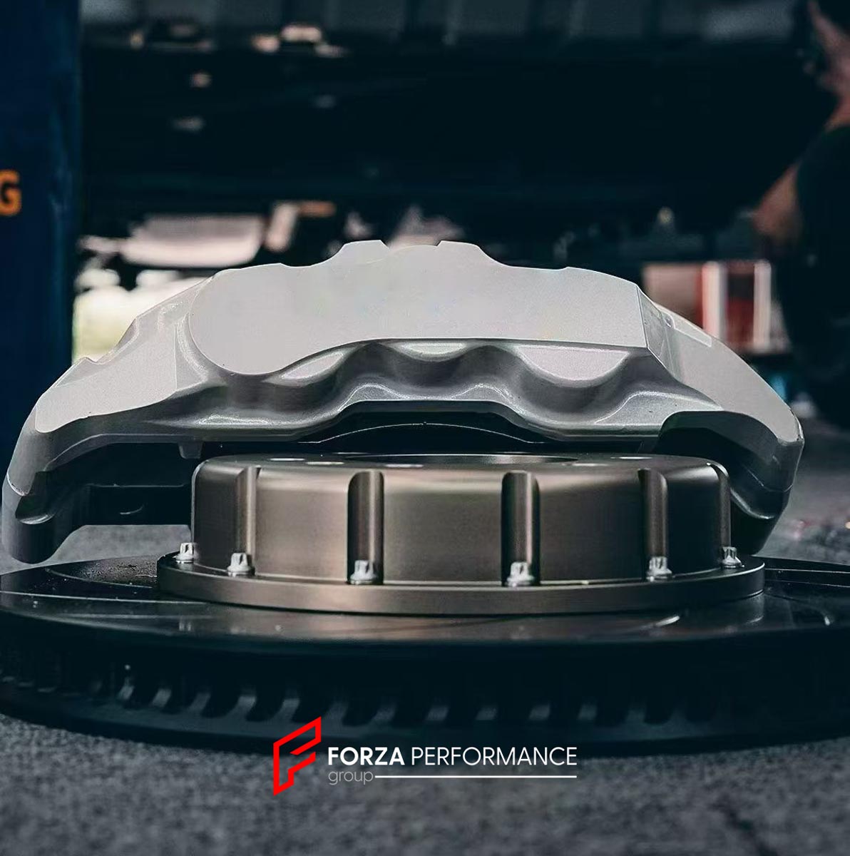 BIG BRAKE KIT for INEOS GRENADIER 2022+ Forza Performance Custom Fit AP Racing AP8576 Caliper 350x34 Curved Vane Disc KBT Kit 17 Inch Wheels
Set includes:

Front AP Racing Brake Calipers AP8576 (compatible with 17 inch rims)
Front Brake Disc Rotors 350 x 34 mm Curved Vane
Brake Pads
Brake Hoses
Brackets
Material: Steel

NOTE: Professional installation is required.