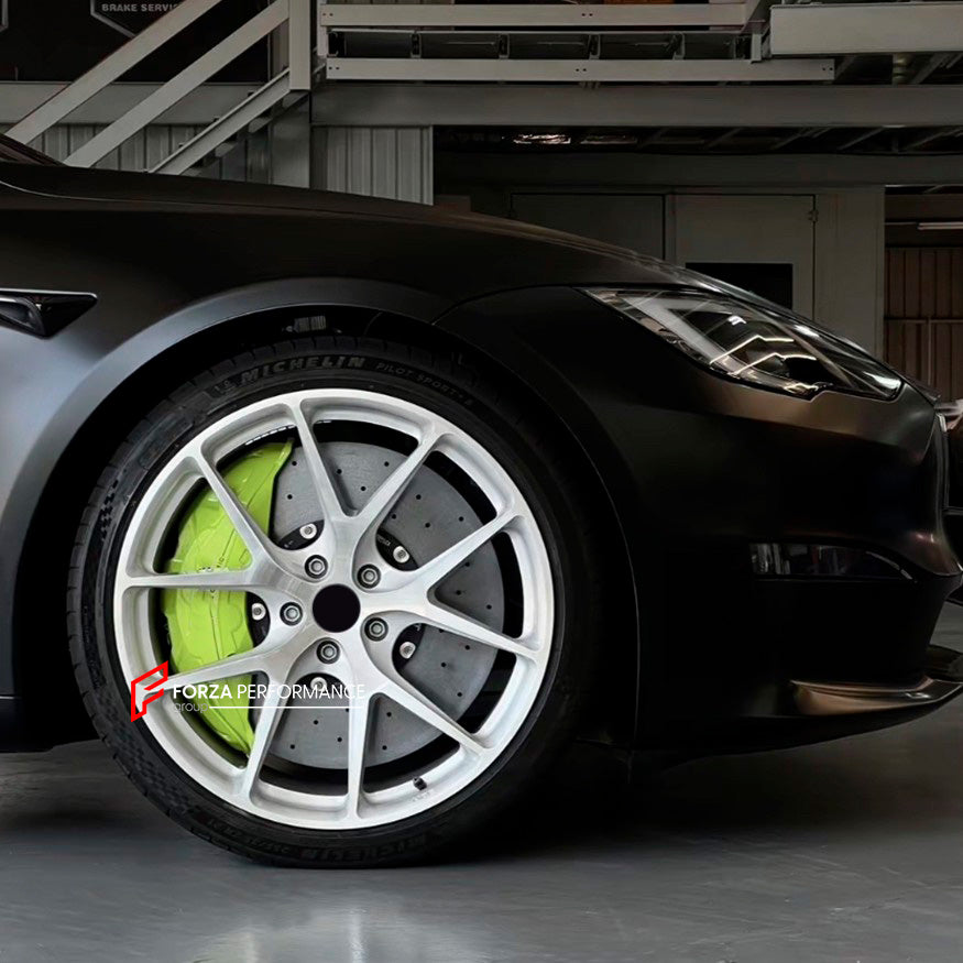 BIG BRAKE KIT for TESLA MODEL S PLAID 2022+

Forza Performance Group offers various types of big brake kits, all types of aftermarket brake calipers, as well as genuine original brands of all types, such as AP Racing, Brembo, Akebono, AMG, M Performance, Audi, Porsche, Lamborghini, Toyota TRD, etc.

Material: Carbon Ceramic

Current set includes:

Front Brake Calipers
Rear Brake Calipers
2x Front Brake Discs 440 mm

2x Rear Brake Discs 410 mm
4x Brake Caliper Adapters
4x Brake Pads

PLEASE INCLUDE YOUR VIN,