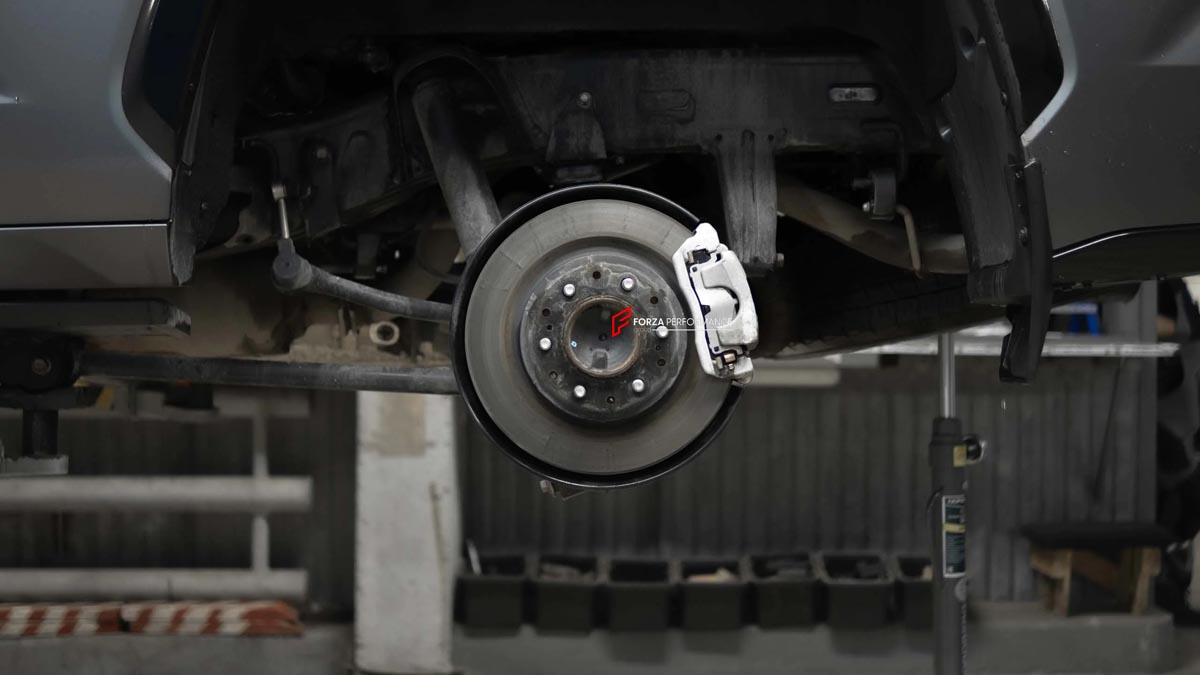 BIG BRAKE KIT for TOYOTA SEQUOIA 2022+

Forza Performance Group offers various types of big brake kits, all types of aftermarket brake calipers, as well as genuine original brands of all types, such as AP Racing, Brembo, Akebono, AMG, M Performance, Audi, Porsche, Lamborghini, Toyota TRD, etc.

Current set includes:

2x 6 Pot Front Brake Calipers

2x 4 pot Rear Brake Calipers
2x Front Brake Discs 420 mm
2x Rear Brake Discs 410 mm
2x Brake Caliper Adapters
2x Brake Pads

PLEASE INCLUDE YOUR VIN, MODEL AND YE