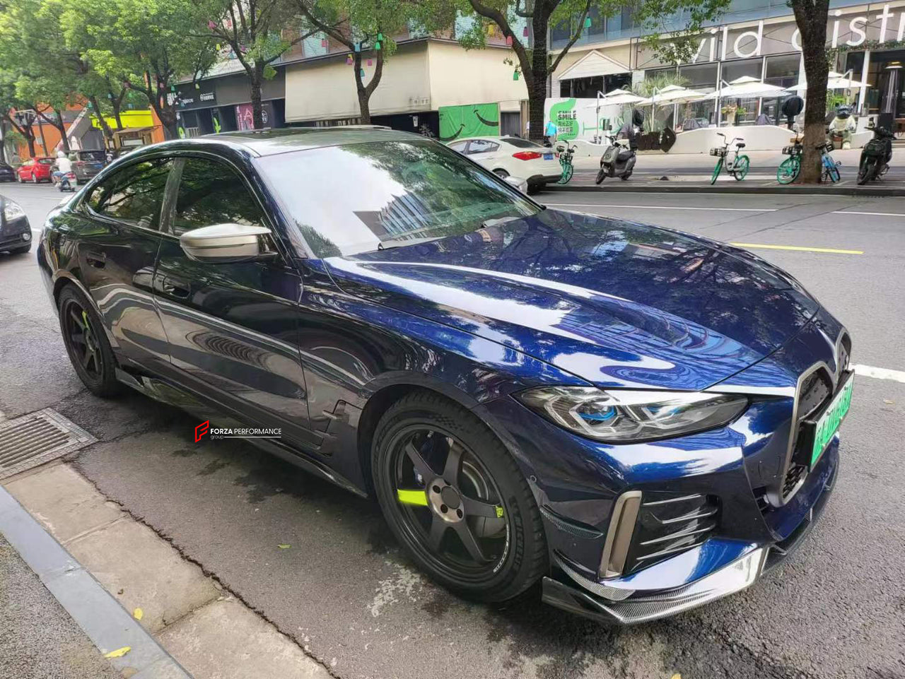 DRY CARBON BODY KIT FOR BMW 4-SERIES G26

Set includes:

Front Lip
Front Canards
Side Skirts

Material: Dry carbon

NOTE:Professional installation is required