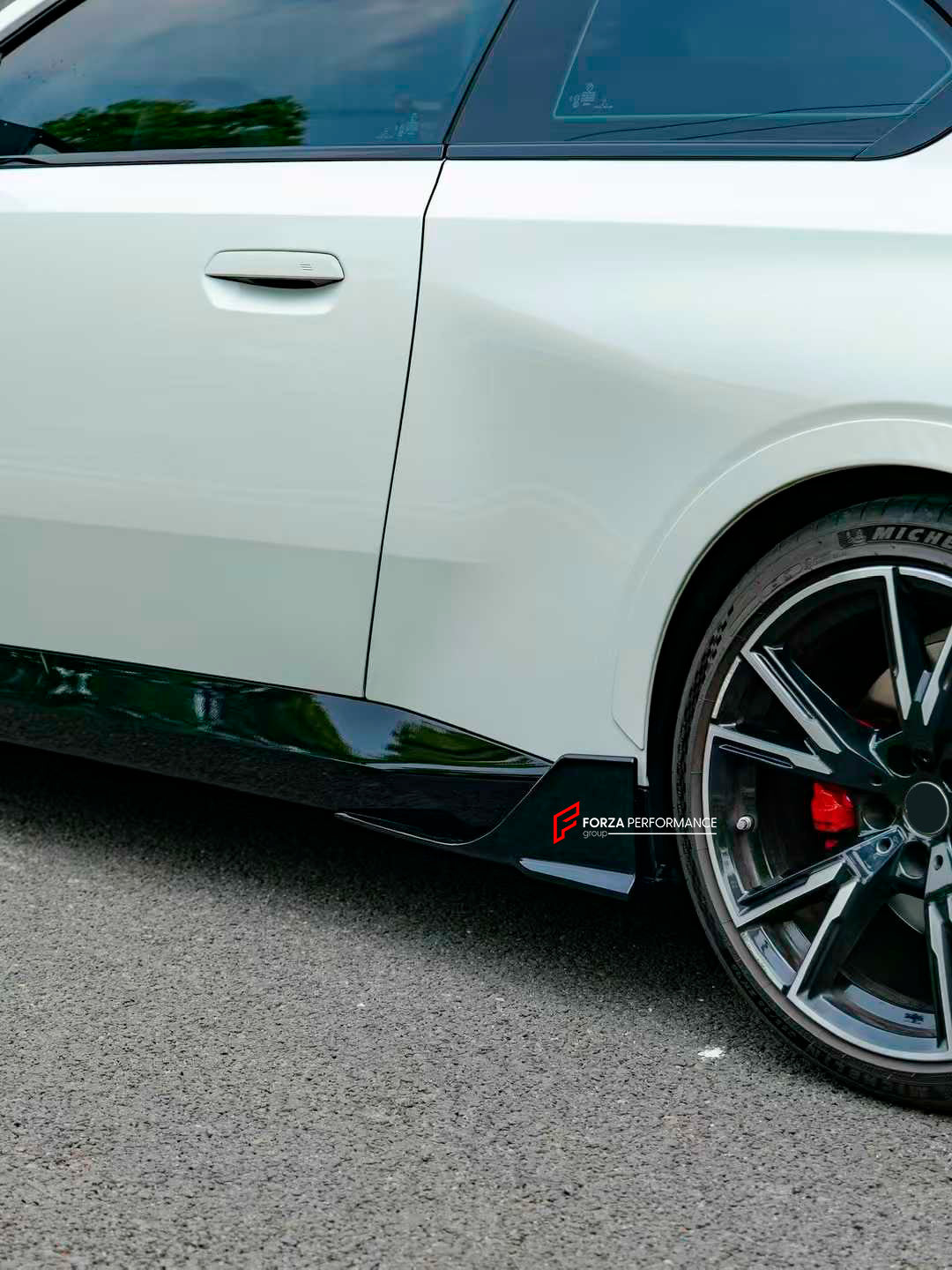 BODY KIT for BMW 2 SERIES G42 2021 - 2024

Set includes:


Front Lip
Front Canards
Side Skirts
Rear Spoiler
Rear Diffuser

Material: Plastic

Note: Professional installation is required.

Contact us for pricing.