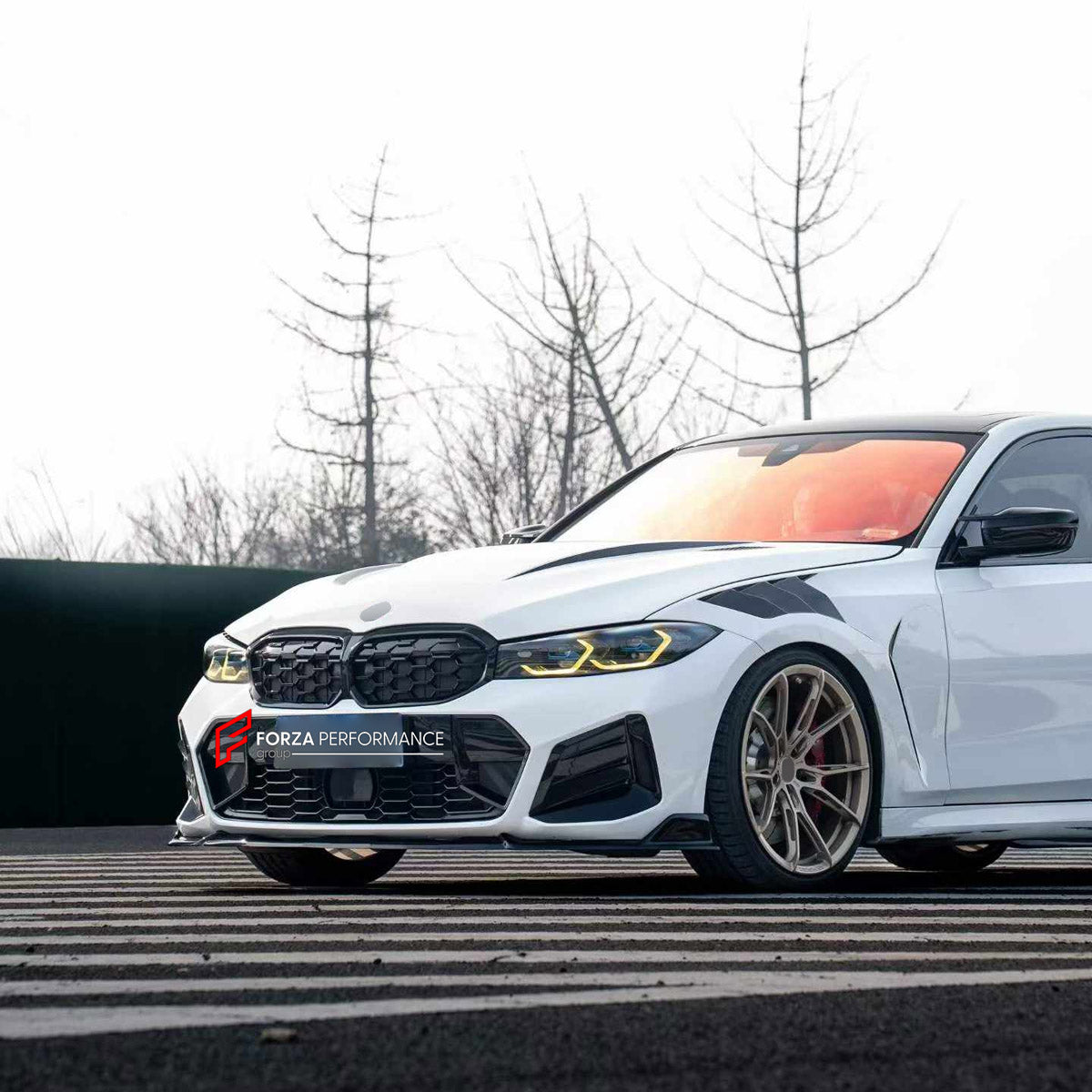 BODY KIT for BMW 3 SERIES G20 LCI 2022+

Set includes:
Front Lip
Hood Bonnet
Side Fender Vents
Side Skirts
Ducktail Spoiler
Rear Diffuser

Material: Plastic

NOTE: Professional installation is required.