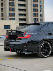 Body Kit for BMW 3 SERIES VII G20 G28 LCI 2023+
Set includes:

Front Lip
Side Skirts
Diffuser
Spoiler
Material: Plastic (PP)

NOTE: Professional installation is required.