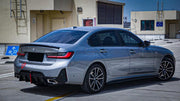 Body Kit for BMW 3 SERIES VII G20 G28 LCI 2023+
Set includes:

Front Lip
Front Bumper
Mirror Housing
Roof Spoiler
Spoiler
Material: Plastic (PP)

NOTE: Professional installation is required.