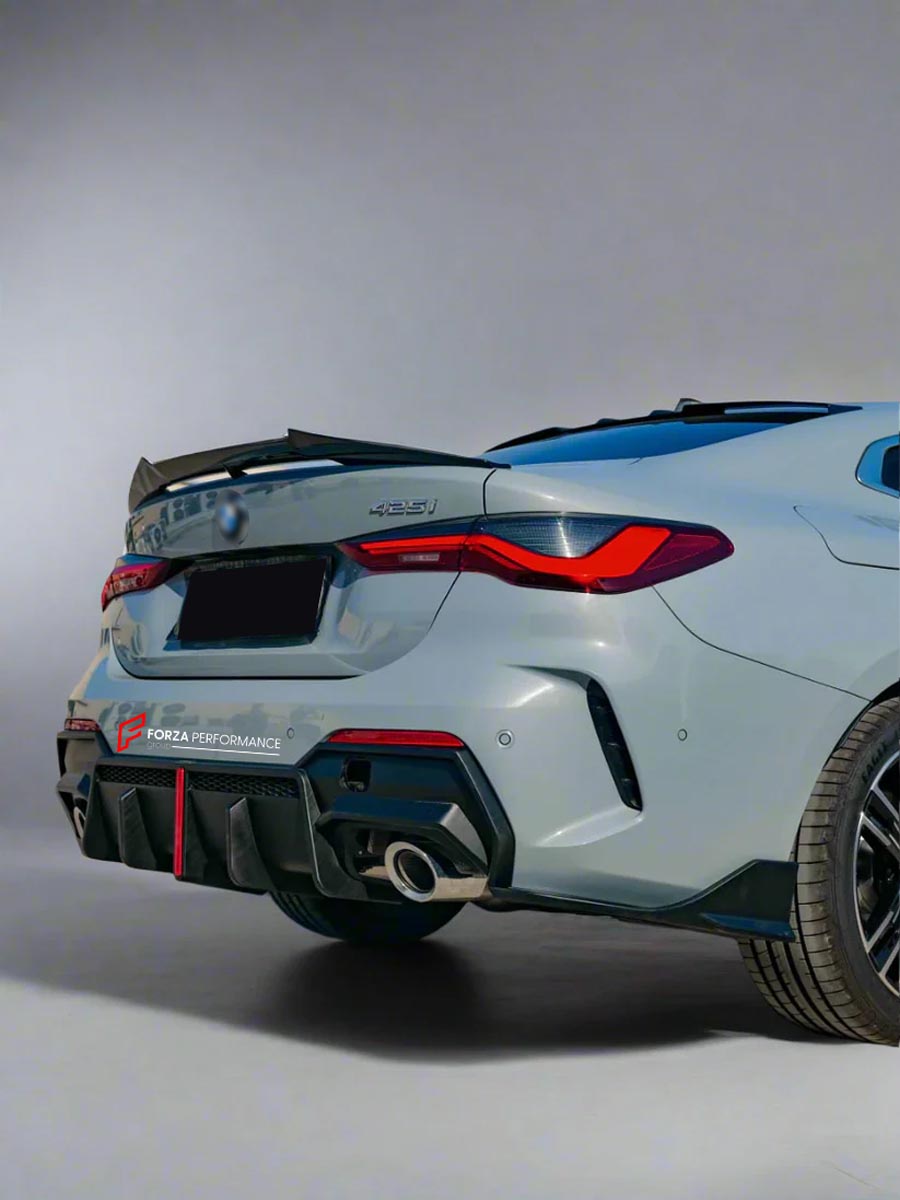Body Kit for BMW 4 SERIES G22 2020+
Set includes:

Front Lip
Side Skirts
Diffuser
Roof Spoiler
Spoiler
Material: Plastic (PP)

NOTE: Professional installation is required.