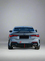 Body Kit for BMW 4 SERIES G22 2020+
Set includes:

Front Lip
Side Skirts
Diffuser
Roof Spoiler
Spoiler
Material: Plastic (PP)

NOTE: Professional installation is required.