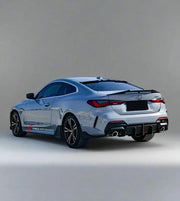 Body Kit for BMW 4 SERIES G22 2020+
Set includes:

Front Lip
Side Skirts
Diffuser
Roof Spoiler
Spoiler
Material: Plastic (PP)

NOTE: Professional installation is required.