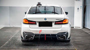 Body Kit for BMW 5 SERIES G30 530e 530i 540i xDrive M5 F90 2017 - 2020
Set includes:

Front Lip
Side Skirts
Diffuser
Material: Plastic (PP)

NOTE: Professional installation is required.