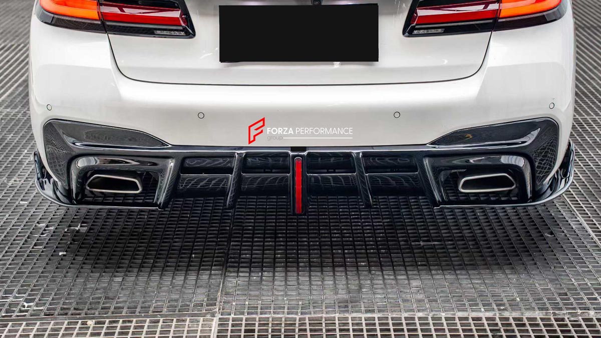 Body Kit for BMW 5 SERIES G30 530e 530i 540i xDrive M5 F90 2017 - 2020
Set includes:

Front Lip
Side Skirts
Diffuser
Material: Plastic (PP)

NOTE: Professional installation is required.