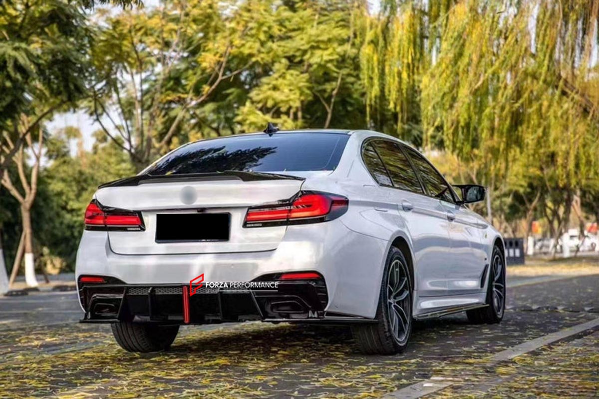 BODY KIT for BMW 5 SERIES G30 G38 2018 - 2023 FORZA PERFORMANCE Custom fit Dry Carbon VTEN Design Style
Set includes:

Front Lip (fits 2021 - 2023 LCI only)
Front Bumper Canards
Side Skirts
Rear Diffuser
Rear Lip
Rear Corners
Rear Spoiler
Roof Spoiler
Material: Plastic

NOTE: Professional installation is required.