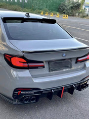 BODY KIT for BMW 5 SERIES G30 G38 2018 - 2023 FORZA PERFORMANCE Custom fit Dry Carbon VTEN Design Style
Set includes:

Front Lip (fits 2021 - 2023 LCI only)
Front Bumper Canards
Side Skirts
Rear Diffuser
Rear Lip
Rear Corners
Rear Spoiler
Roof Spoiler
Material: Plastic

NOTE: Professional installation is required.