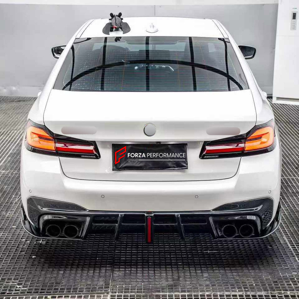 BODY KIT for BMW 5 SERIES G30 G38 LCI 2020 - 2024

Set includes:
Front Lip
Front Grille Mesh Cover Trims
Side Skirts
Rear Bumper Fins
Rear Diffuser

Material: Plastic

NOTE: Professional installation is required.