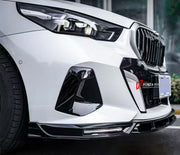 BODY KIT for BMW 5 SERIES G60 G68 M SPORT 2023+ FORZA PERFORMANCE custom fit KT Design Style

Set includes:
Front Lip
Front Bumper Air Vent Covers
Ducktail Spoiler
Rear Bumper Fins
Rear Diffuser

Material: Plastic

NOTE: Professional installation is required.