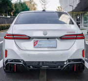 BODY KIT for BMW 5 SERIES G60 G68 M SPORT 2023+ FORZA PERFORMANCE custom fit KT Design Style

Set includes:
Front Lip
Front Bumper Air Vent Covers
Ducktail Spoiler
Rear Bumper Fins
Rear Diffuser

Material: Plastic

NOTE: Professional installation is required.