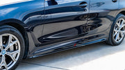 BODY KIT for BMW I3 G28 2022+ FORZA PERFORMANCE Custom fit Dry Carbon VTEN Design Style
Set includes:

One Piece Front Lip
Front Bumper Vent Covers with Canards
Side Skirts
Rear Diffuser
Rear Spoiler
Roof Spoiler
Material: Plastic

NOTE: Professional installation is required.