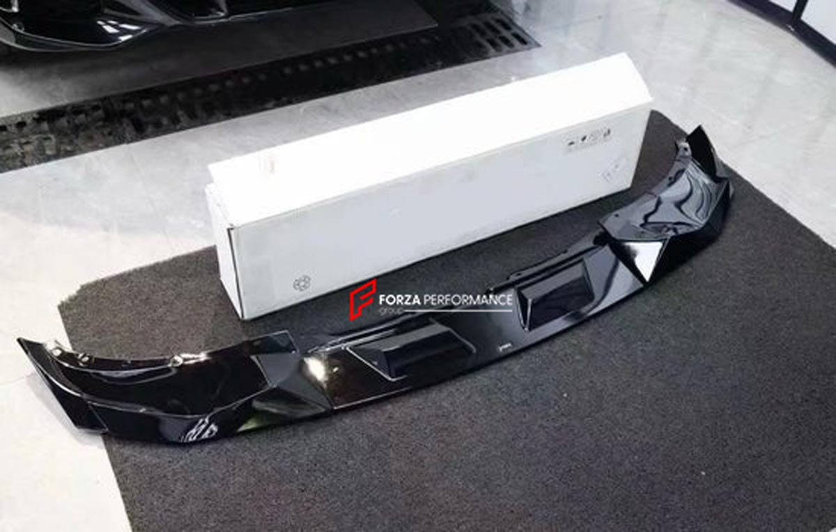 BODY KIT for BMW X5 G05 2019+ FORZA PERFORMANCE Custom fit Dry Carbon VTEN Design Style
Set includes:

Front Lip (fits 2023 - 2025 only)
Rear Diffuser
Roof Spoiler
Quad Carbon Fiber Exhaust Tips
Material: Plastic

NOTE: Professional installation is required.
