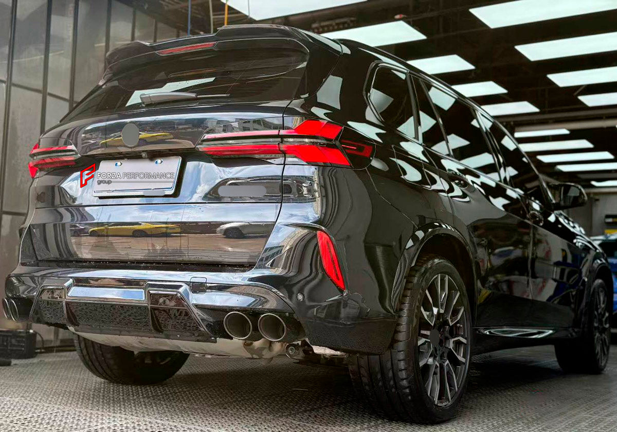 BODY KIT for BMW X5M F95 LCI 2023+
Set includes:

Front Lip
Front Bumper Assembly
Front Fender Flares
Rear Fender Flares
Rear Bumper Assembly
Rear Diffuser
Exhaust Tips
Material: Plastic

NOTE: Professional installation is required.
