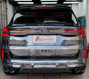 BODY KIT for BMW X5M F95 LCI 2023+
Set includes:

Front Lip
Front Bumper Assembly
Front Fender Flares
Rear Fender Flares
Rear Bumper Assembly
Rear Diffuser
Exhaust Tips
Material: Plastic

NOTE: Professional installation is required.
