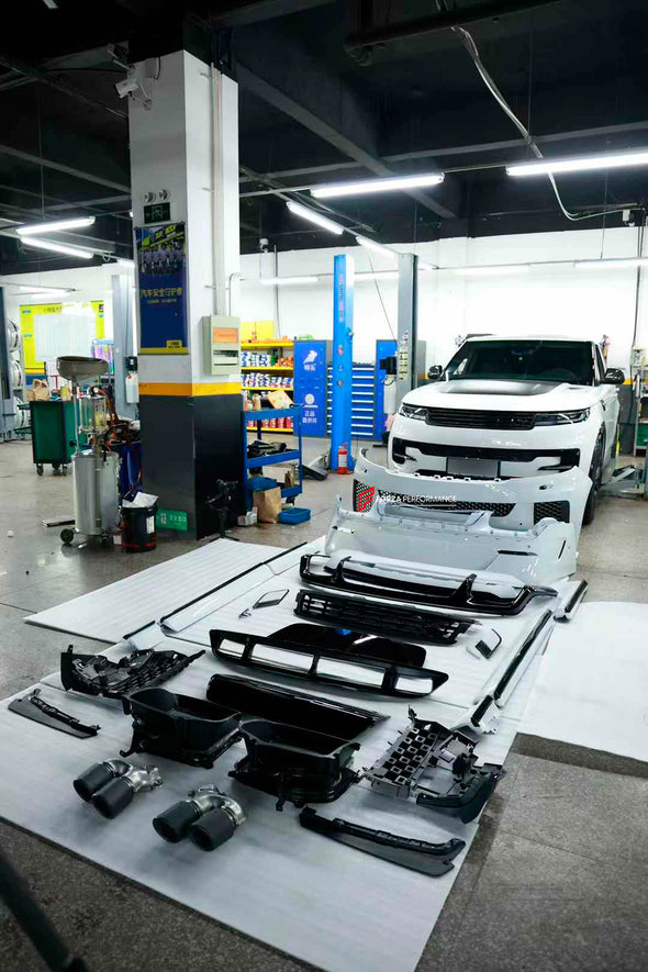 BODY KIT for LAND ROVER RANGE ROVER SPORT L461 2022+ UPGRADE to SV DESIGN
Set includes:
Front Lip
Front Bumper Assembly
Front Grille
Side Skirts
Roof Spoiler
Rear Bumper
Exhaust Tips
Material: Plastic
Note: Professional installation is required.
CONTACT US FOR PRICING
